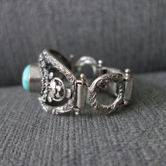 Metal Bracelet with Stone and Magnet Clasp - Picture 4 of 15